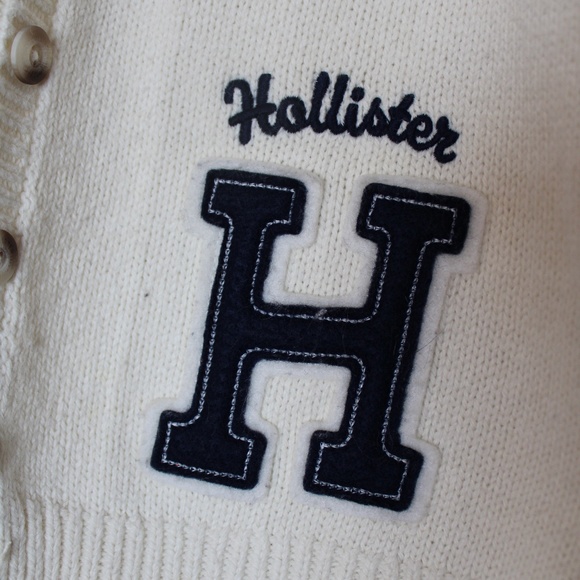 Collegiate Letterman Retro Style Cheerleader Knit Cardigan from Hollister - Picture 4 of 4
